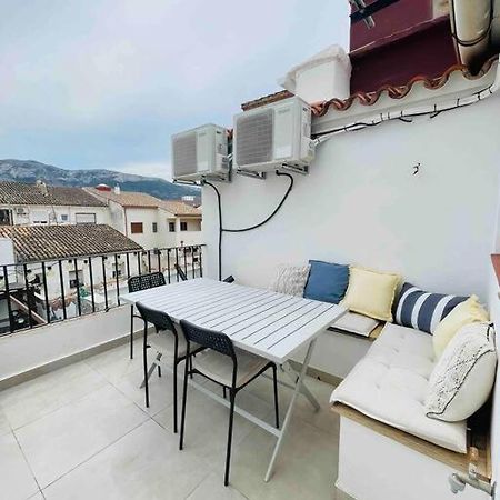 Attic Apartment In Old Town دينايا المظهر الخارجي الصورة