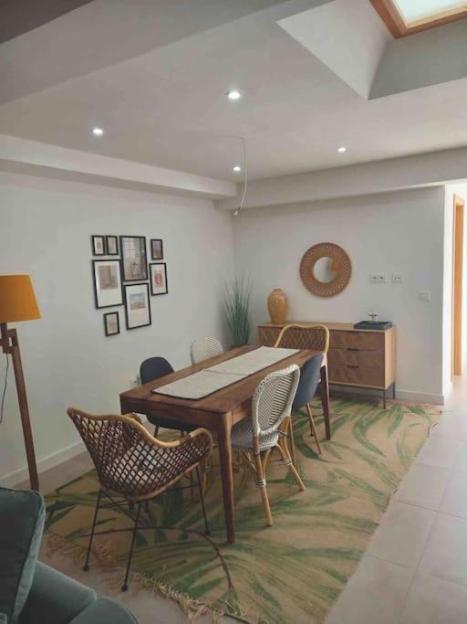 Attic Apartment In Old Town دينايا المظهر الخارجي الصورة