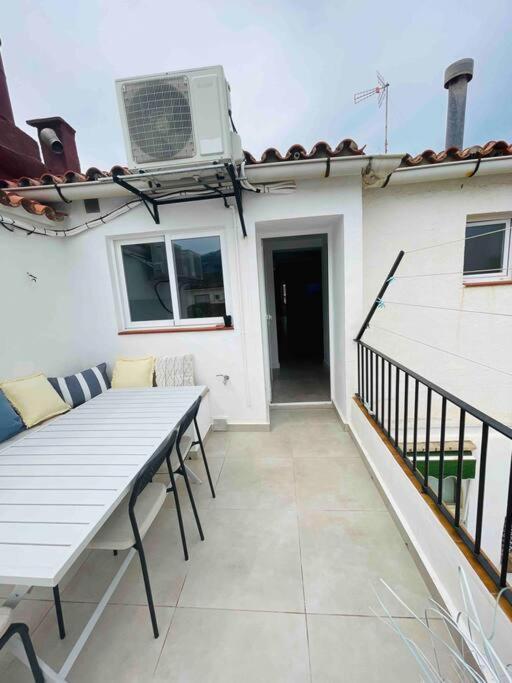 Attic Apartment In Old Town دينايا المظهر الخارجي الصورة