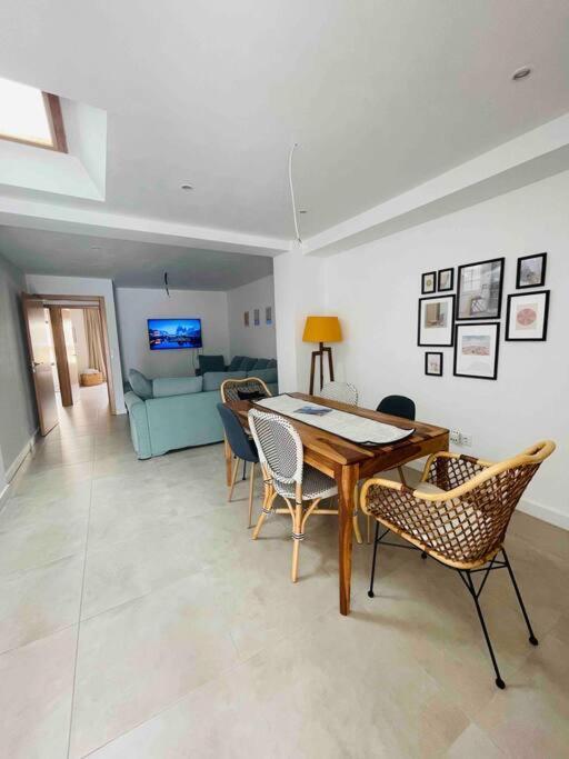 Attic Apartment In Old Town دينايا المظهر الخارجي الصورة